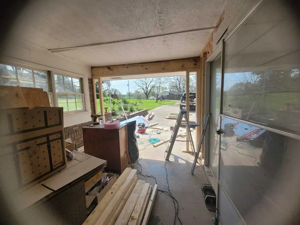 Air movers and dehumidifier for Drying & Dehumidification in Lemon Hill